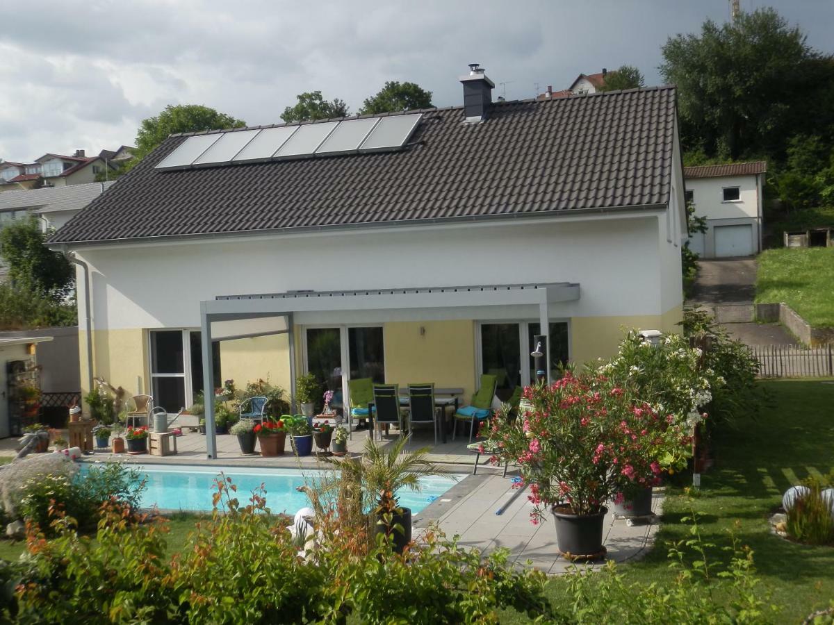 Bed & Breakfast Engen Exteriör bild